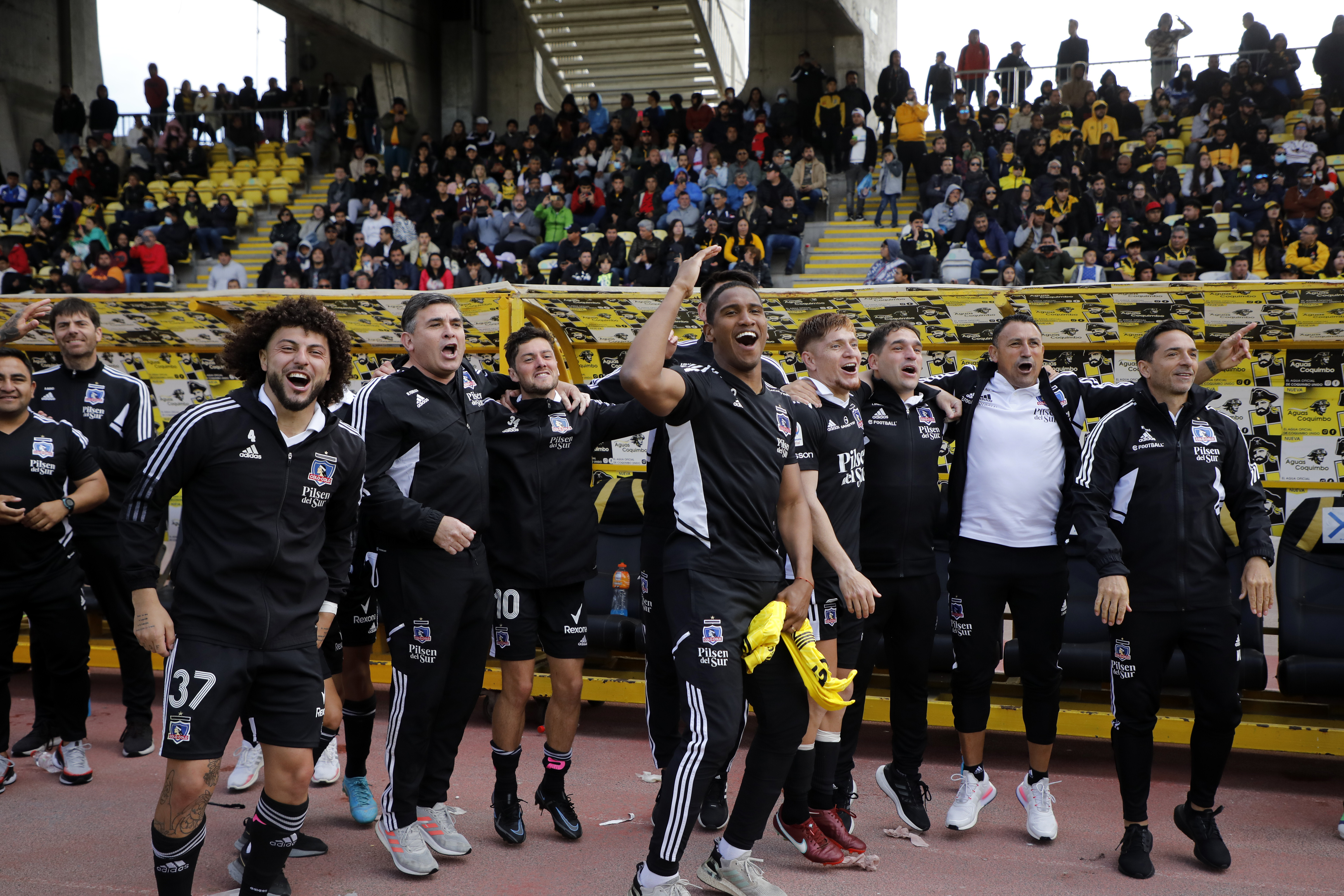 “Chilealbo”: Colo Colo se prepara para recibir a O’Higgins y alzar el título en el Monumental