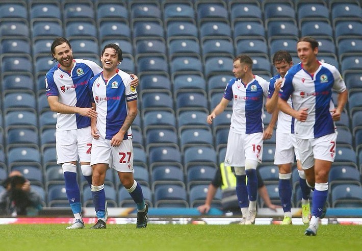 ¡Celebra Brereton! Blackburn tumbó a Hull y sumó su cuarta victoria al hilo en Inglaterra