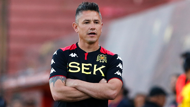 Canales: El fútbol chileno tiene que hacer un clic o seguiremos viendo los mundiales por la tele