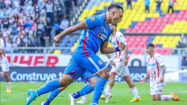 Cruz Azul le busca una salida a Iván Morales para la próxima temporada