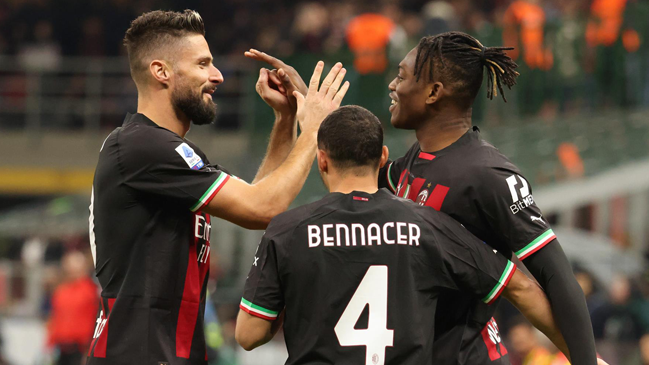 AC Milán se mantuvo en el podio de la Serie A con un triunfo sobre Fiorentina