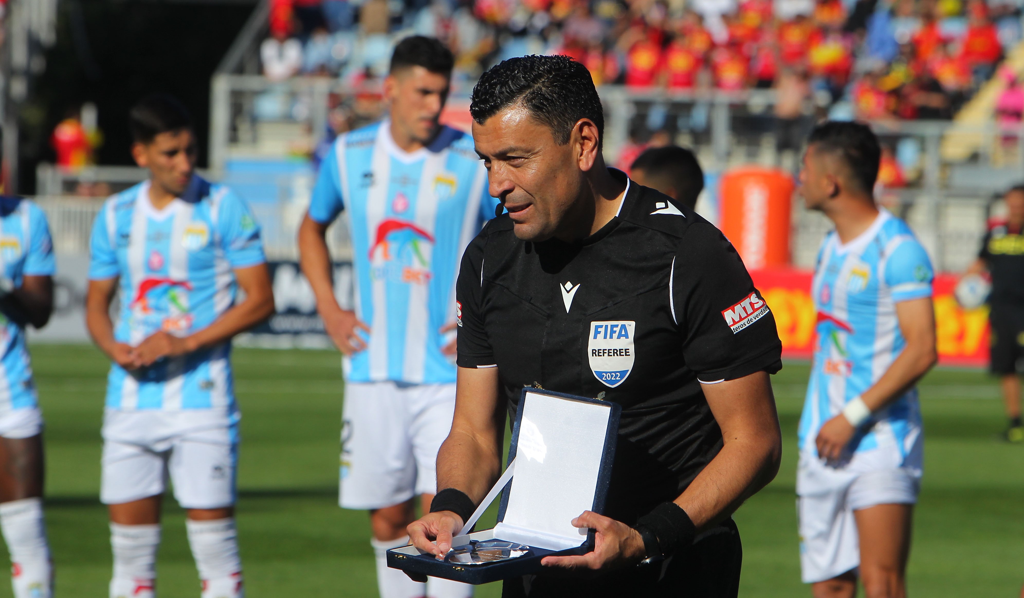Roberto Tobar se retiró del arbitraje tras dirigir la final de la Copa Chile