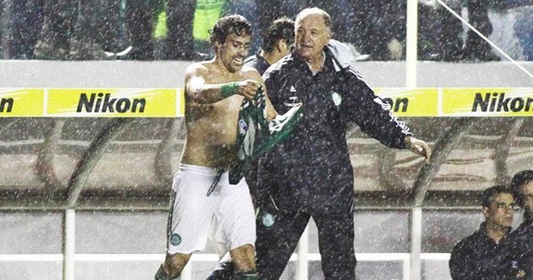 Valdivia y el retiro de Scolari: Uno de los mejores DT que tuve, lástima que no vino a Colo Colo