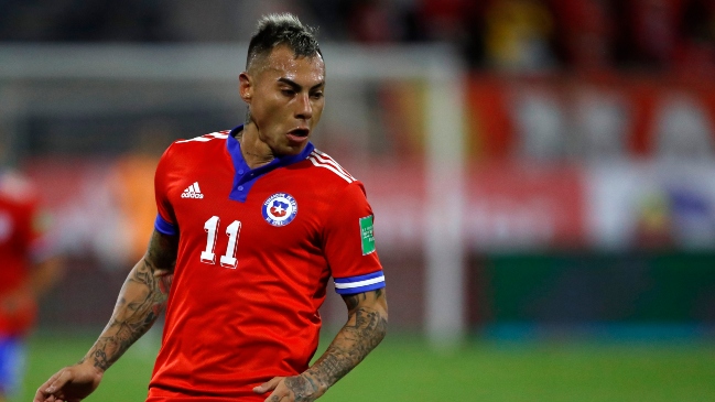 Exdelantero de la Roja cree en Eduardo Vargas: Se puede recuperar, no es desechable