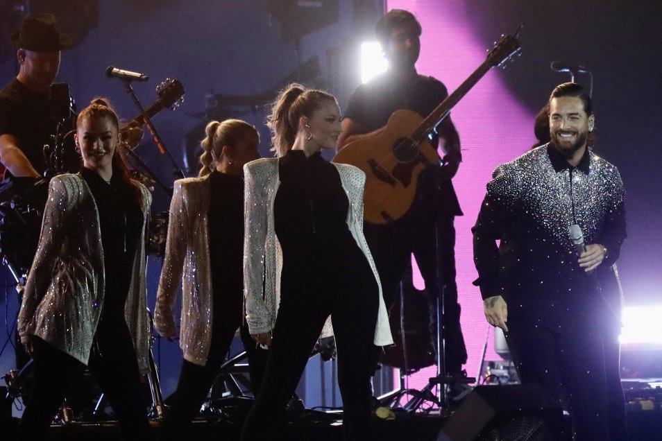 Maluma lució la camiseta de la selección colombiana en la apertura del FIFA Fan Festival