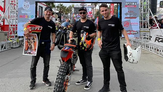 Tomás y Matteo de Gavardo tuvieron buen debut en la Baja 1.000 de México