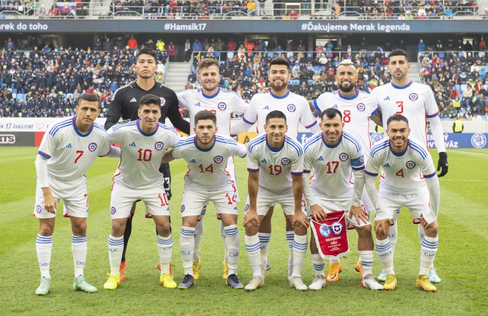 Chile batalló para cosechar un reñido empate ante Eslovaquia en Bratislava