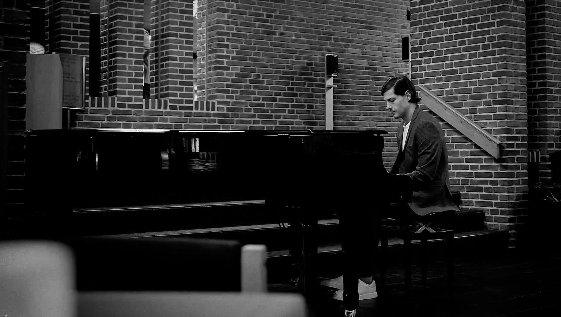 ¡Tocando piano como Alexis! Así anunció Miiko Albornoz su renovación en Vejle Boldklub