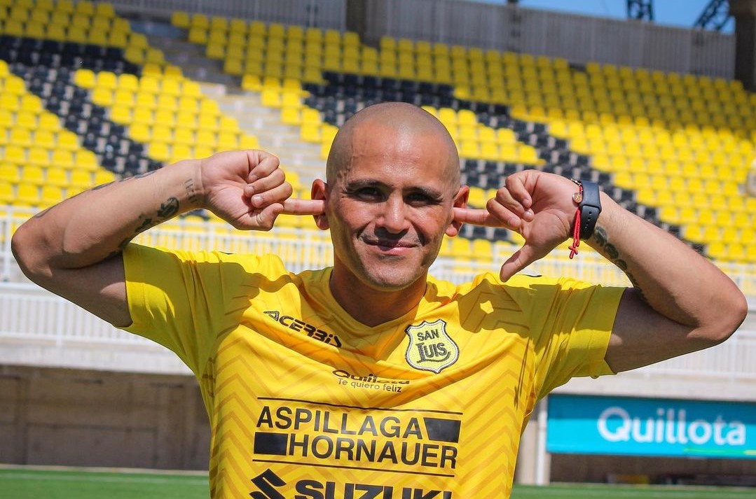 Humberto Suazo fue presentado en San Luis: Terminar donde empezó todo es muy emocionante