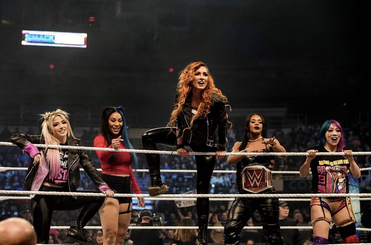Becky Lynch volvió a WWE y estará en el WarGames del evento Survivor Series