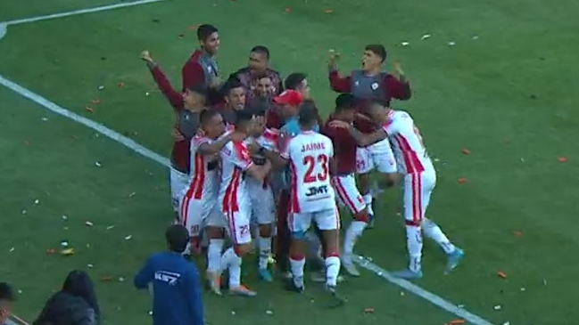 Quinteros aprovechó un error de Cobreloa para estirar la ventaja de Copiapó en Calama