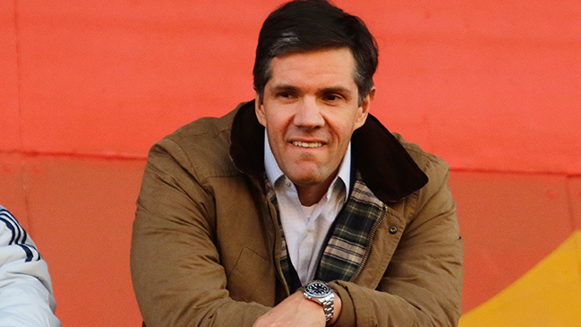 Michael Clark sobre refuerzos: Queremos esperar a que llegue el técnico