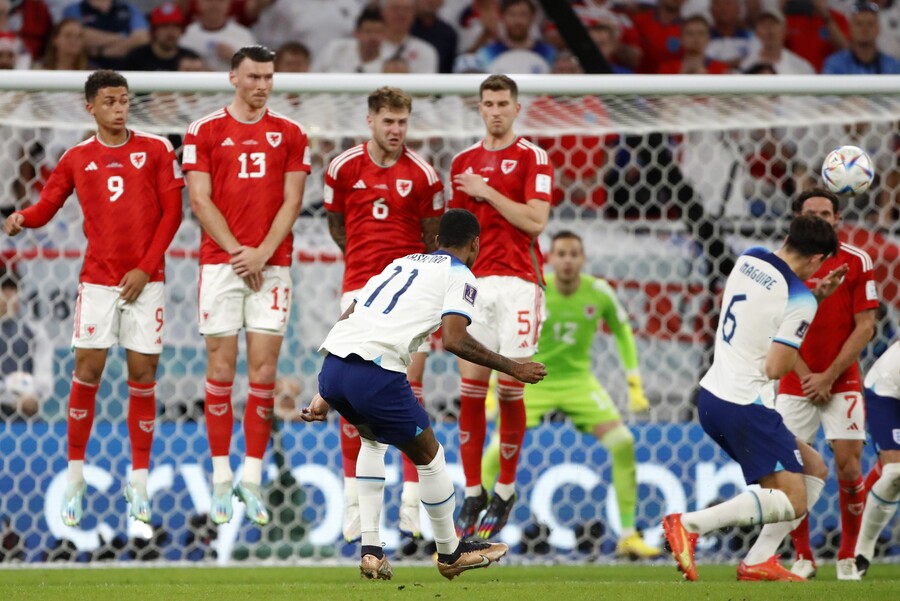 Marcus Rashford anotó el primer gol de tiro libre del Mundial de Qatar 2022