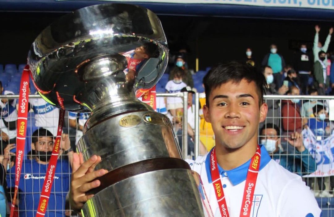 “La Franja”: La UC se reforzó para el 2023 con el retorno de Alexander Aravena