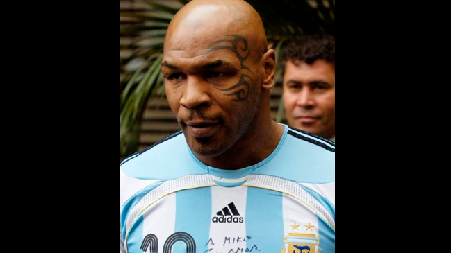 Mike Tyson: Si “Canelo” toca a Messi tendré que volver al ring