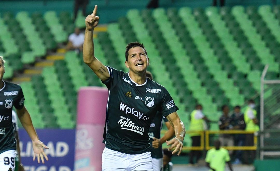 Guillermo Burdisso está cada vez más cerca de llegar a Universidad Católica