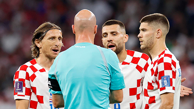 Croacia tuvo un penal anulado ante Bélgica por “milimétrica” posición de adelanto