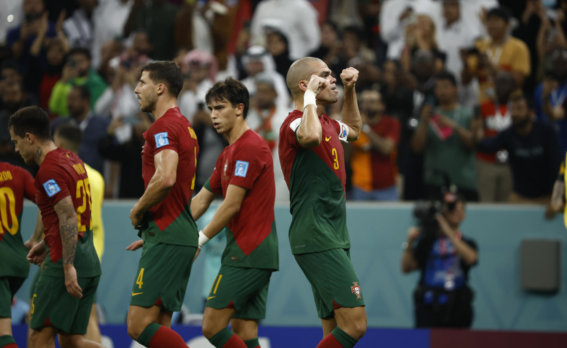 Portugal golpeó a Suiza en la primera parte con golazos de Ramos y Pepe