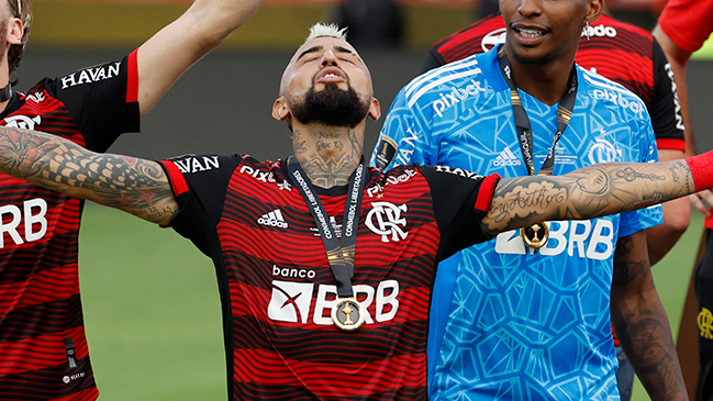 Un nuevo recado: Vidal envió otro mensaje desde sus vacaciones