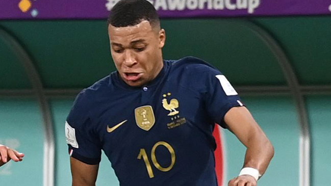 Mbappé volvió a entrenarse y Francia restó importancia a su ausencia