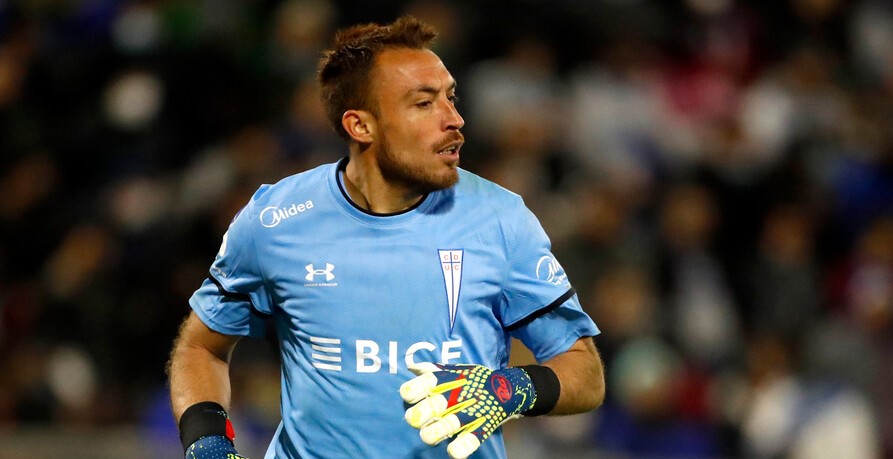 La U inició conversaciones con Sebastián “Zanahoria” Pérez, pero la UC se opone al traspaso