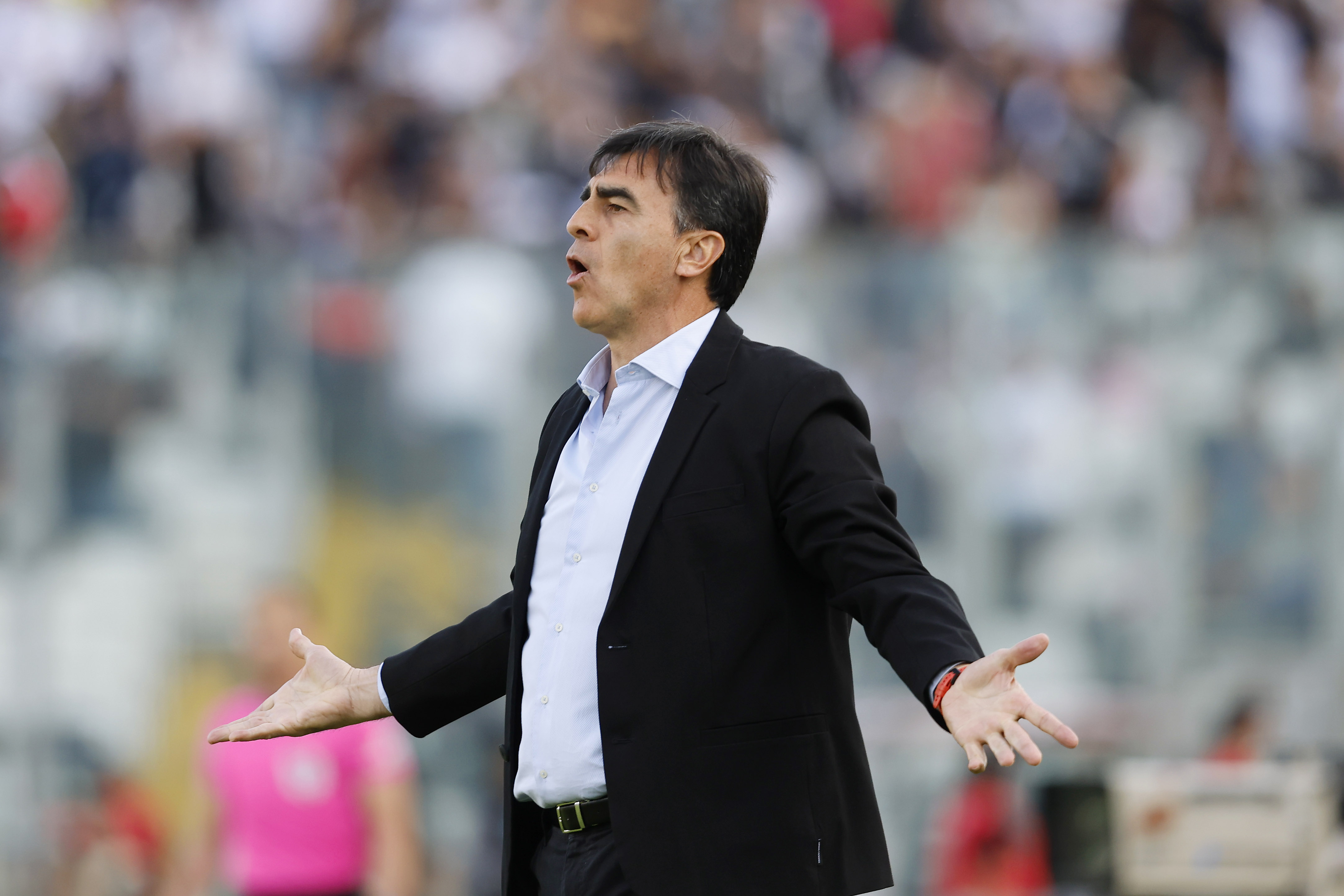 En medio de la molestia de Quinteros con Colo Colo se encendió una nueva alarma