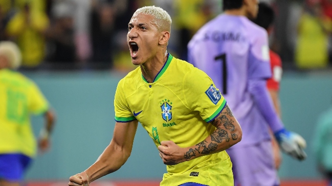 Bebé nació al momento del tercer gol brasileño ante Corea y llevará el nombre de Richarlison