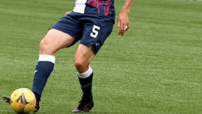 Futbolista aficionado recibió sanción de 30 años por golpear a un árbitro en la mandíbula