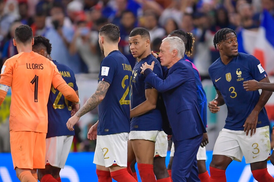 Didier Deschamps: Mbappe tiene calidad para marcar diferencias, siempre encuentra las soluciones