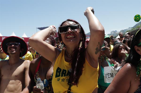 El lamento de los hinchas en Brasil tras la eliminación ante Croacia de Qatar 2022