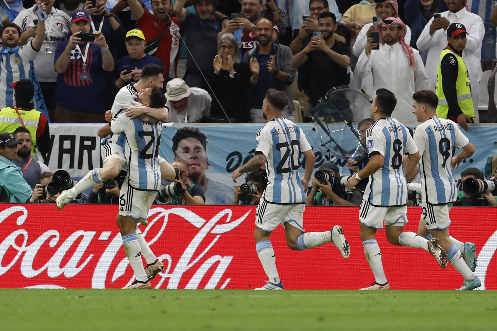Messi metió un pase “maradoniano” y Molina anotó un golazo para Argentina ante Países Bajos