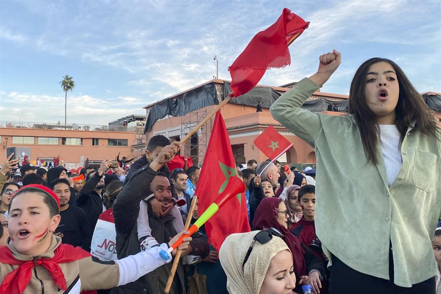 ¡Locura en Marrakech! Hinchas celebraron histórico avance de Marruecos a semifinales de Qatar 2022