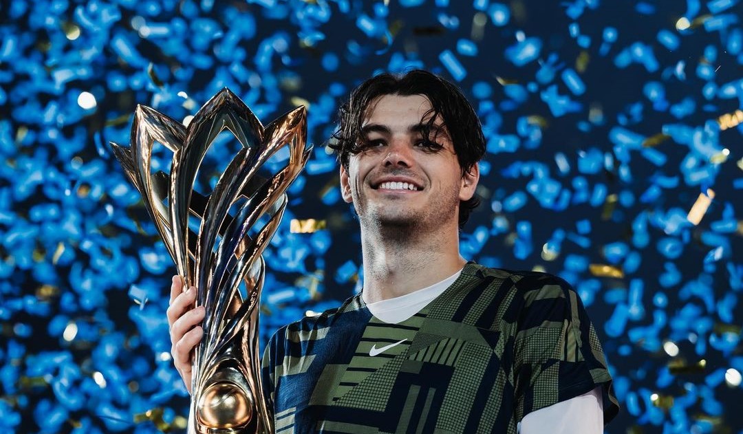 Fritz batió a Medvedev en exhibición en Arabia Saudita y ganó premio de un millón de dólares