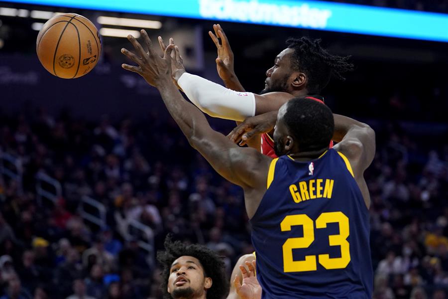 Golden State Warriors rememoró las Finales de la NBA con triunfo sobre Boston Celtics