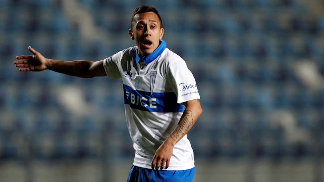 Universidad Católica le busca una salida a Fabián Orellana para la próxima temporada