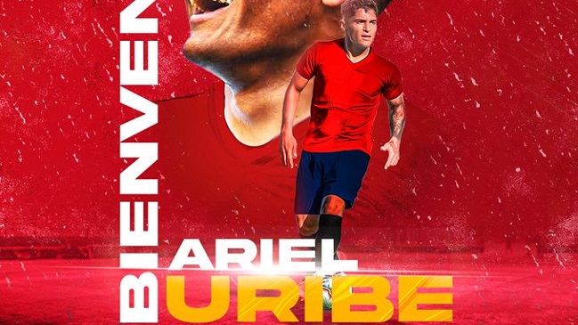 Unión Española oficializó el fichaje de Ariel Uribe, su primer refuerzo