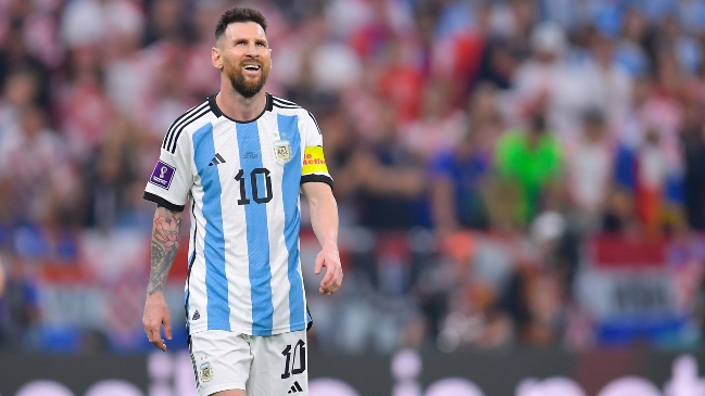 Clarence Seedorf: Si los dioses del fútbol existen sería bonito ver a Messi levantar la copa