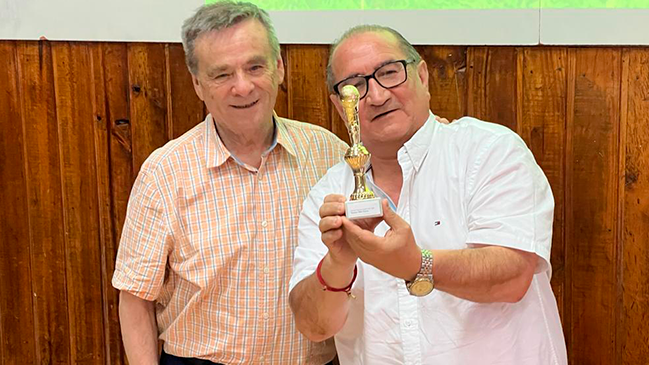 Ernesto Díaz Correa recibió el Premio Nacional del Relato del Fútbol Chileno