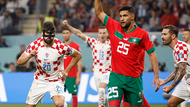 Josko Gvardiol puso en ventaja a Croacia con un gran cabezazo