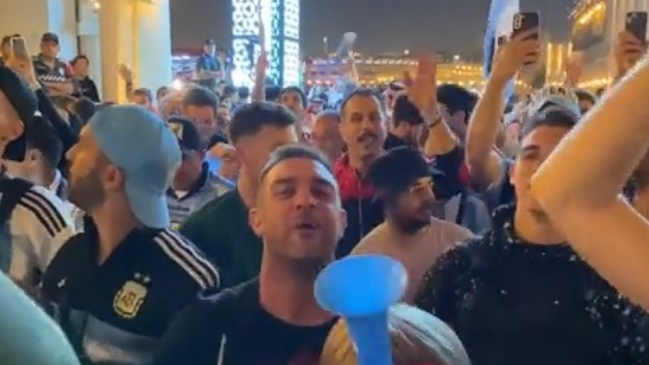 Pablo Guede fue parte del banderazo a Argentina en Doha