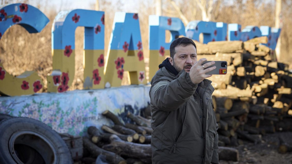 Presidente de Ucrania difundió mensaje de paz que fue rechazado por FIFA