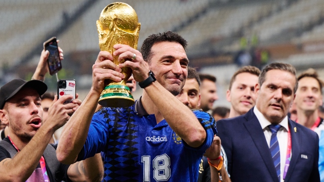 El emotivo llanto de Scaloni en la cancha del Lusail por la conquista de Argentina