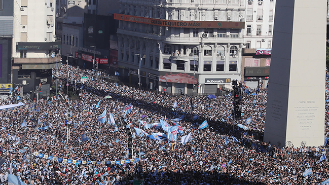 Las increíbles imágenes de los alrededores del Obelisco durante celebraciones de Argentina
