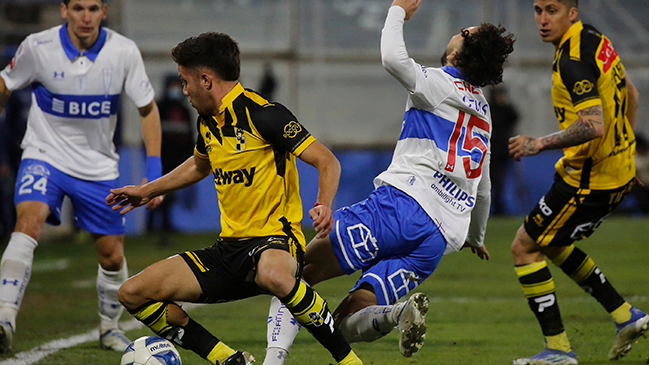 Cristopher Barrera se convirtió en refuerzo de Curicó Unido