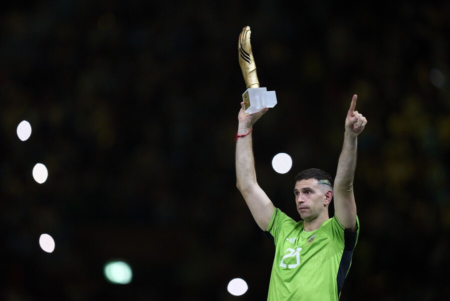 Presentaron proyecto en Argentina para que estadio de Mar del Plata pase a llamarse “Emiliano Dibu Martínez”