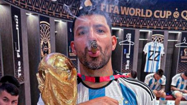 Agüero respondió a tuitero que le pidió que dejara de “dar vergüenza”