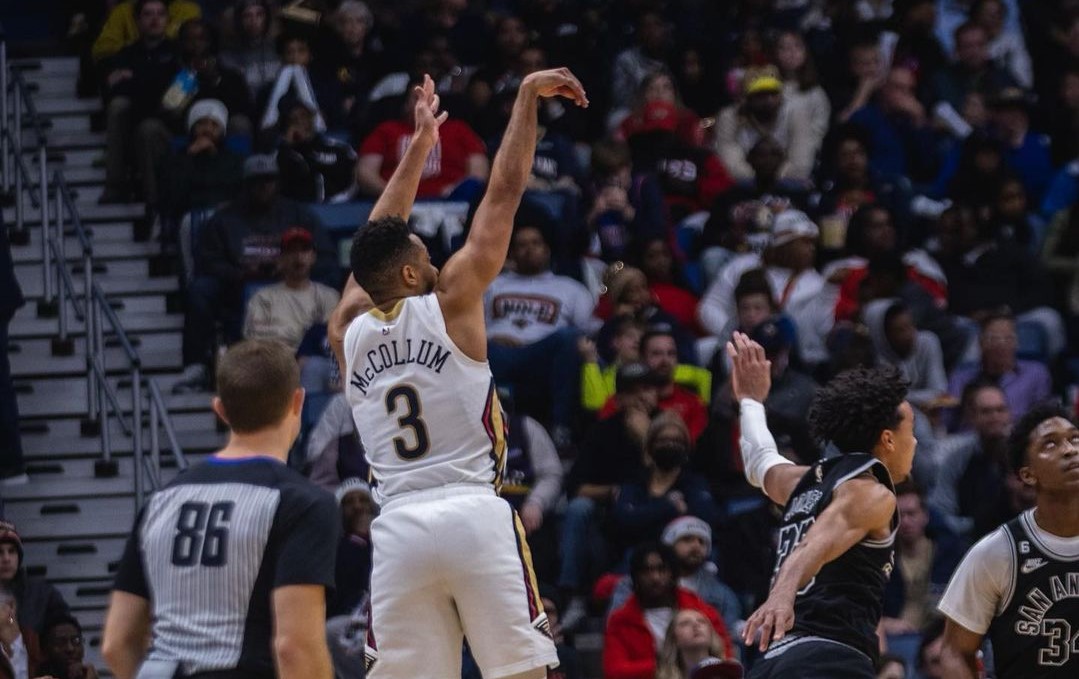 McCollum cortó la mala racha de New Orleans Pelicans y destrozó con 40 puntos a los Spurs