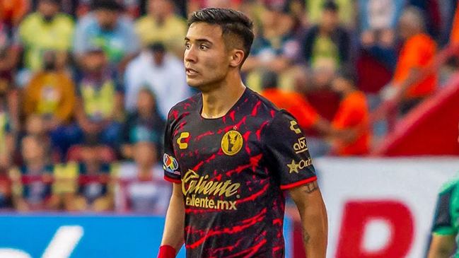 Notable gesto: Nicolás Díaz repartió comida a personas en situación de calle en México