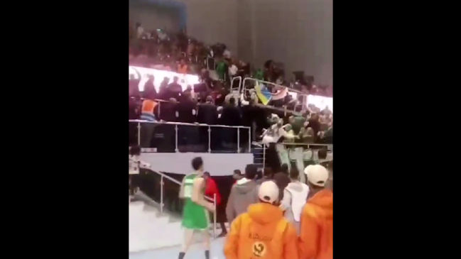 Grada se desplomó y dejó varios lesionados durante partido de baloncesto en Egipto