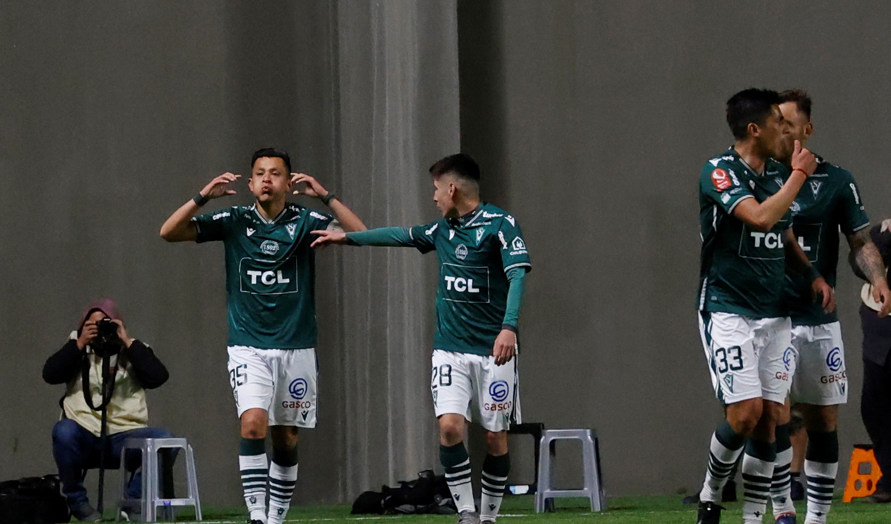 Santiago Wanderers alista serie de amistosos para ayudar a damnificados en Viña del Mar